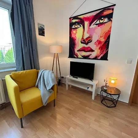 Blue Chili 22 - 2-raum-wohnung Im Stadtfeld Ost Apartment *