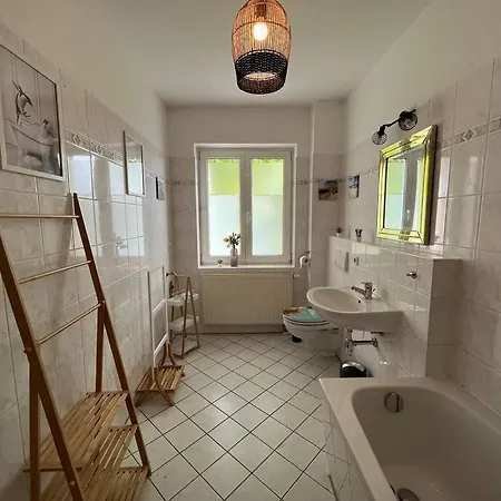 Blue Chili 22 - 2-raum-wohnung Im Stadtfeld Ost Appartement