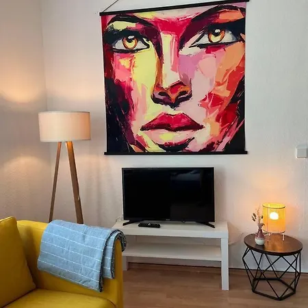 Apartment Blue Chili 22 - 2-raum-wohnung Im Stadtfeld Ost *